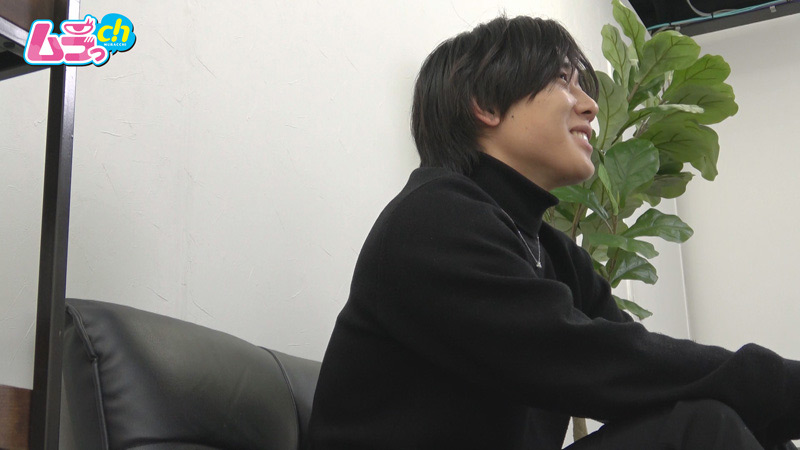 オトコノコのオナニー よしきくん25歳 001