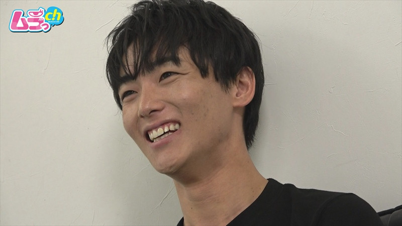 オトコノコのオナニー しのくん27歳 001