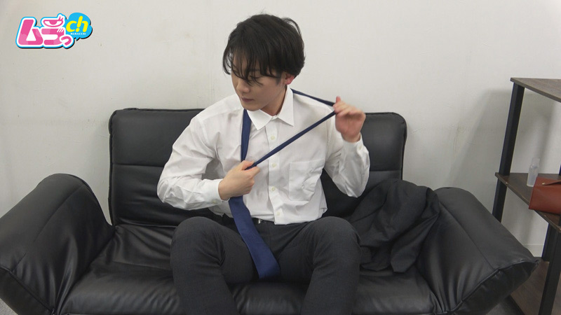 オトコノコのオナニー ひふみくん28歳 002